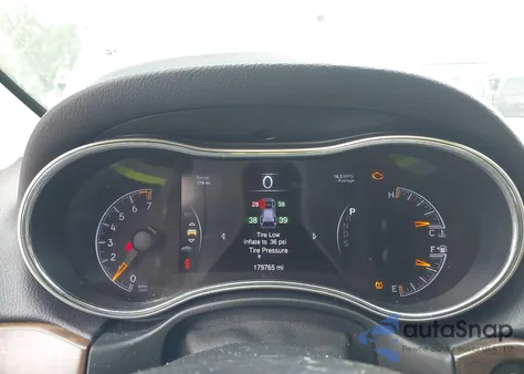 2015 Jeep Grand Cherokee Limited z USA, uszkodzony, nr VIN 1C4RJFBG9FC650096